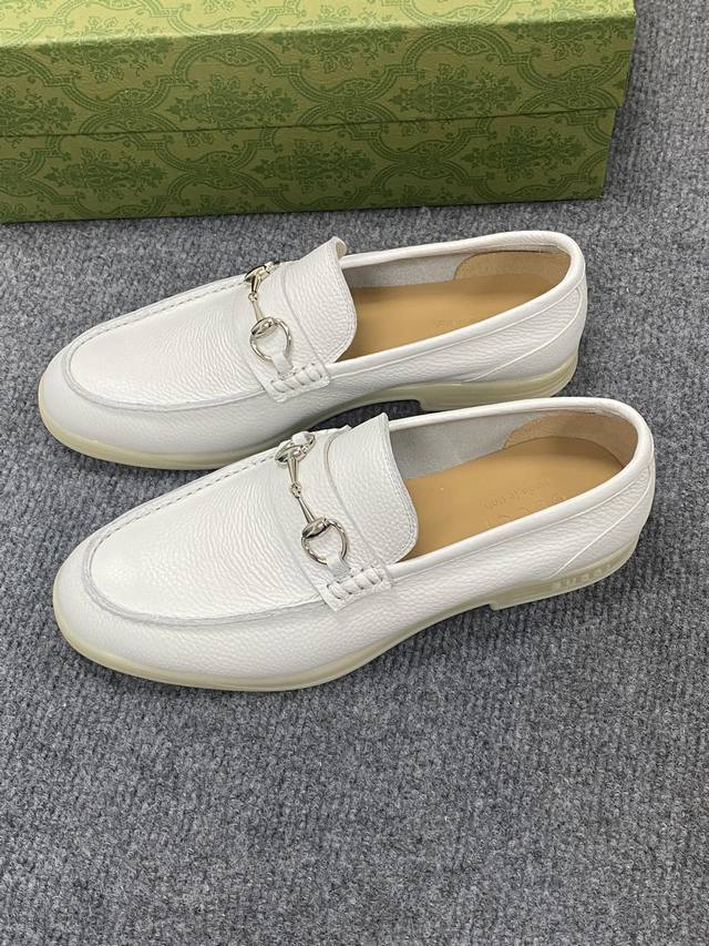 G家 顶级p: Size：39-44 男38.45.46订做 Gucci2024古奇男士最新新款休闲鞋！官网同步上市，绝对的奢华打造，鞋面:牛皮 磨砂牛皮，内里